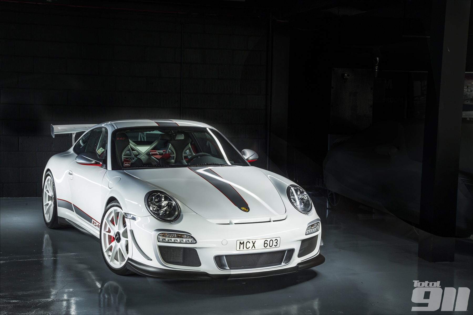 997 GT3 RS 4.0: Porsche's last stand? - Total 911