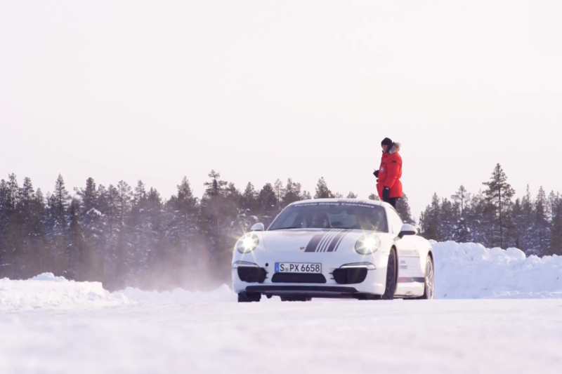 Porsche Winter Driving 2014